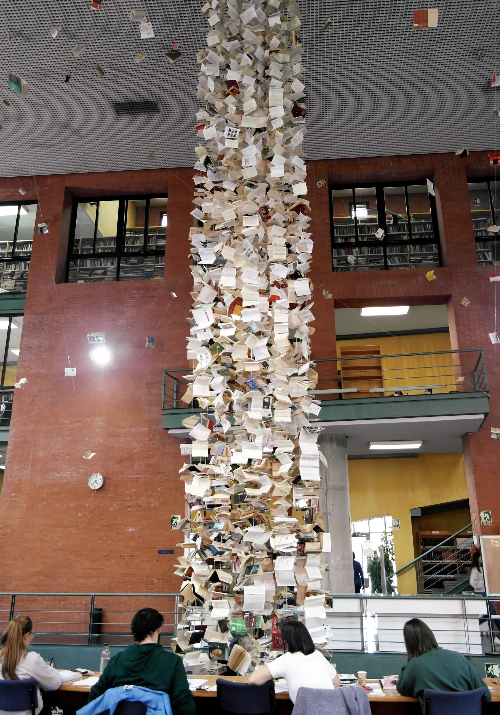 Babel Library XIII, Fig. 4